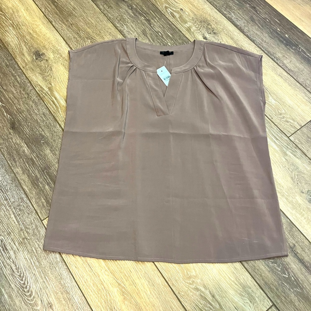 Ann Taylor taupe v-neck blouse